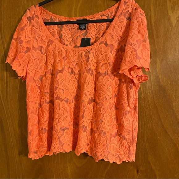 Torrid coral lace crop top size large semi sheer mesh - Picture 2 of 6